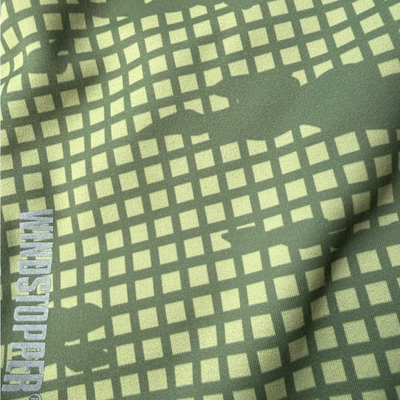 Supreme WINDSTOPPER Neck Gaiter \'Olive Grid Camo\'